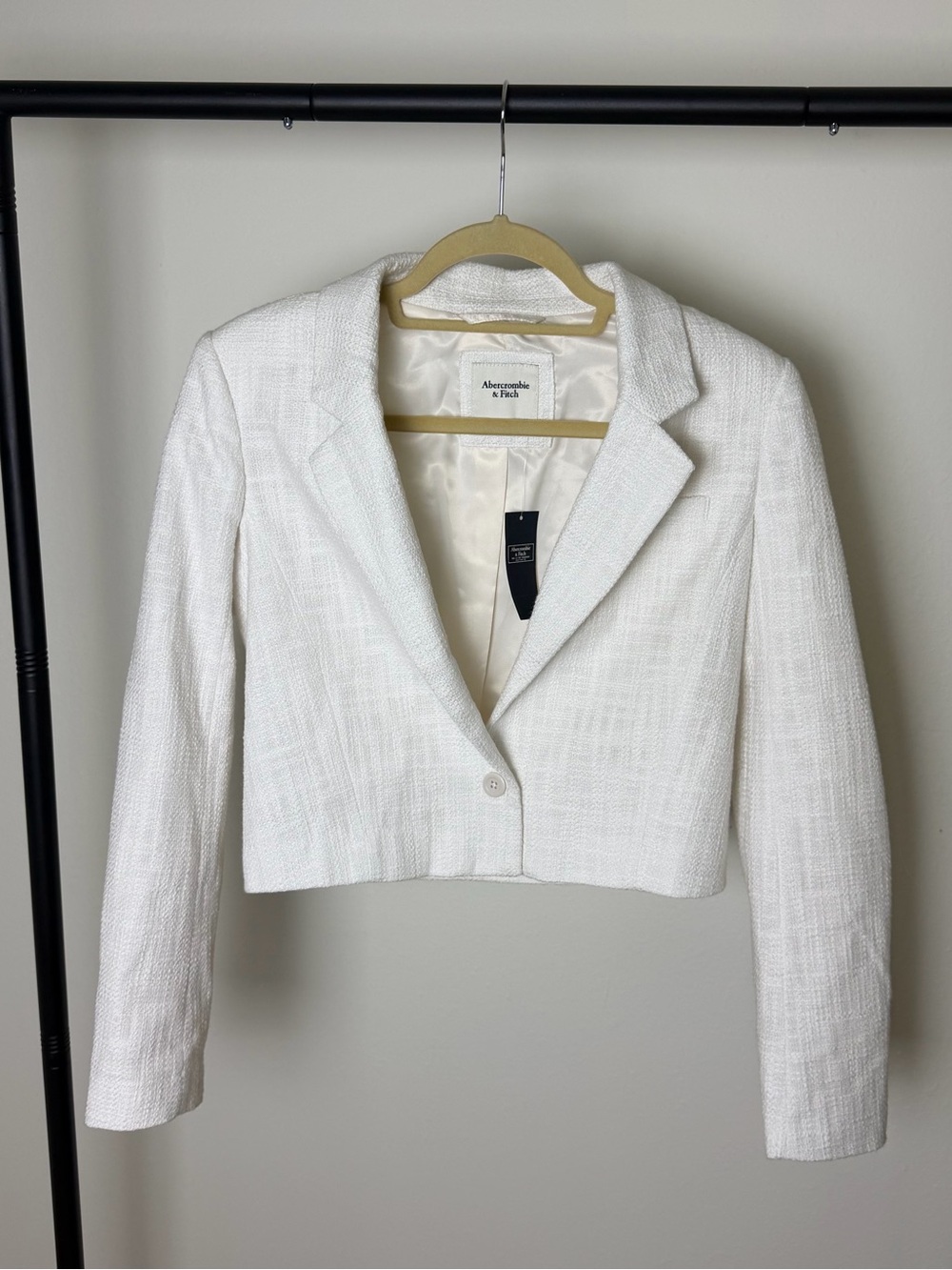 Abercrombie & Fitch White Cropped Bouclé Suit Jacket
